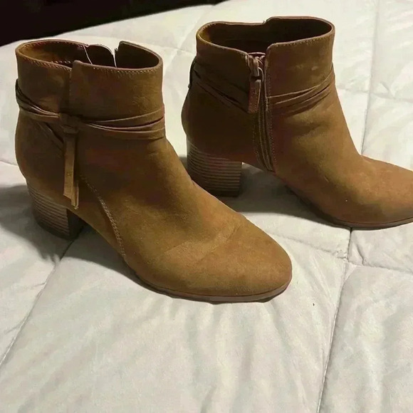 CP ankle boots - Picture 3 of 3